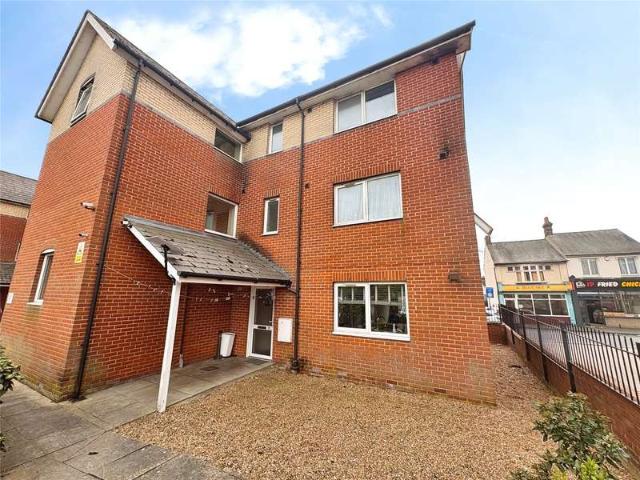 Maisonette for sale in The Dales, Key Street