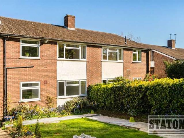 Maisonette for sale in High Barnet, Greater London