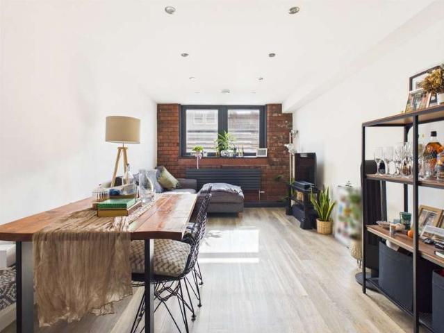Maisonette for sale in Spike Island, Feckenham