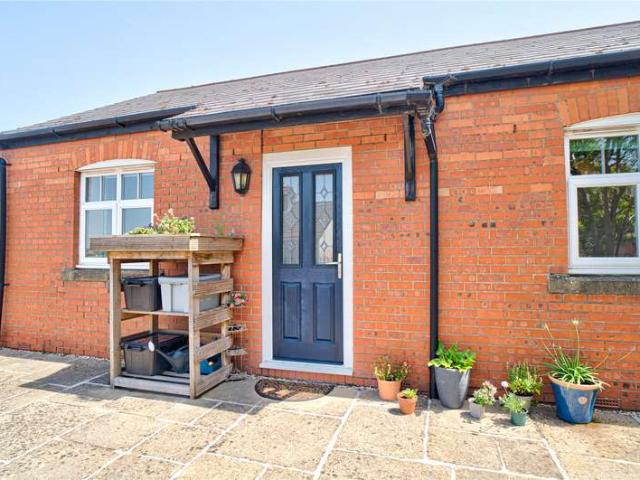 Maisonette for sale in Rodbourne, Swindon