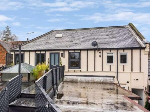 Maisonette for sale in Cookham