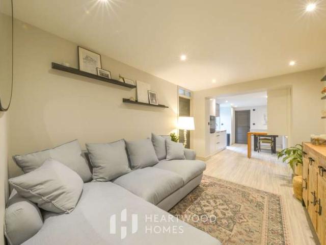 Maisonette for sale in St Albans, Five Acres