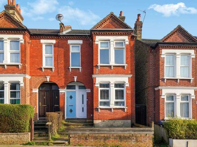Maisonette for sale in London Borough of Croydon, Thornton Heath