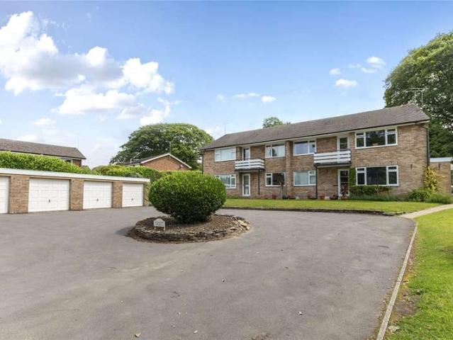 Maisonette for sale in Kingswood Firs, Bolton Low Houses