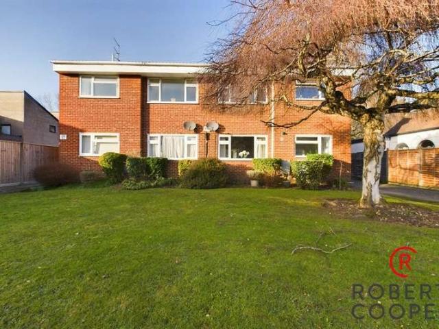 Maisonette for sale in Greater London