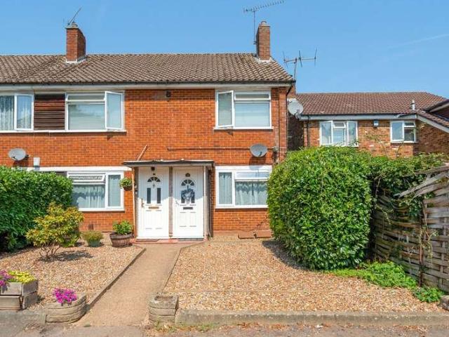 Maisonette for sale in Iver, Iver Heath
