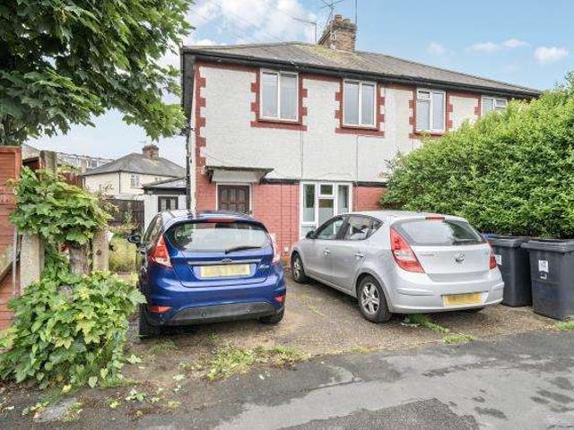 Maisonette for sale in Horsell, Woking