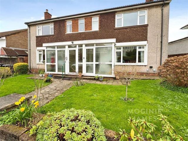 Maisonette for sale in Penylan, Cardiff