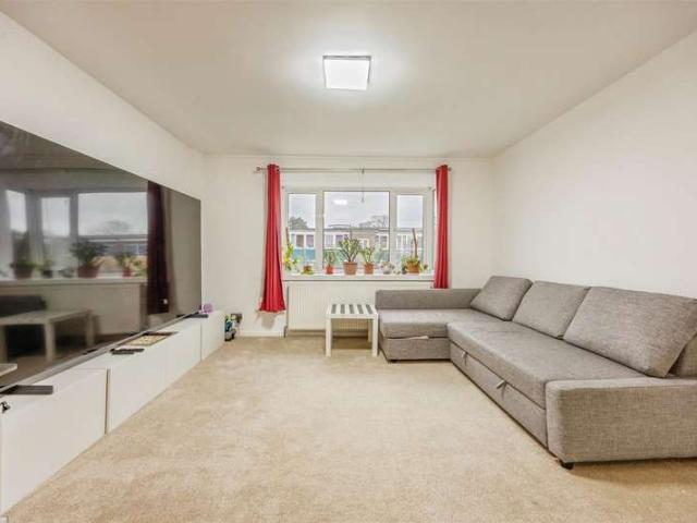 Maisonette for sale in London Borough of Croydon, Addiscombe