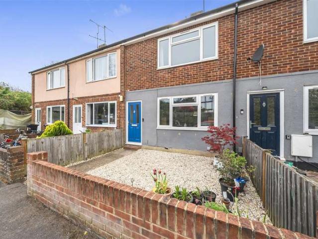 Maisonette for sale in Emmbrook, Wokingham