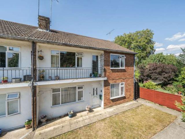 Maisonette for sale in California, Dunstable