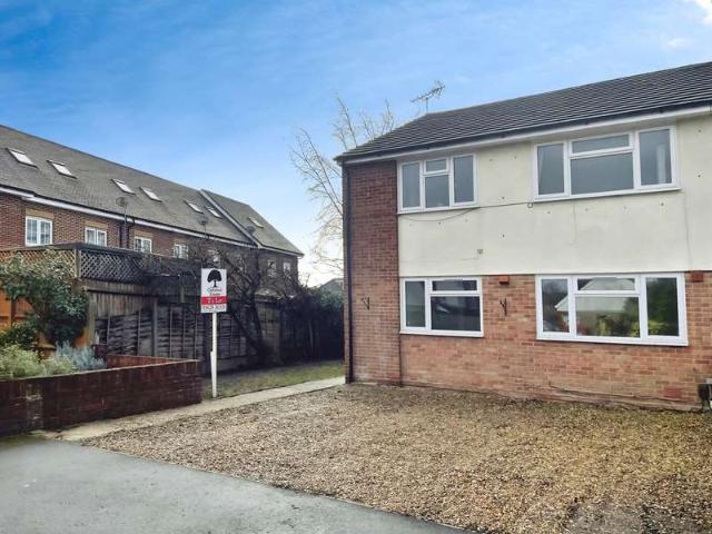 Maisonette for sale in Slough