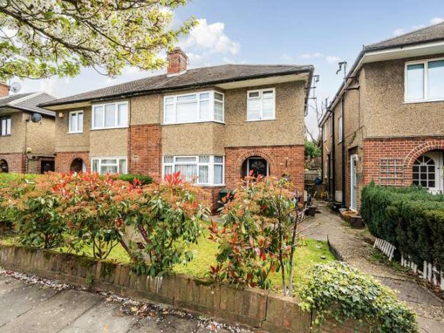 Maisonette for sale in High Barnet, Greater London