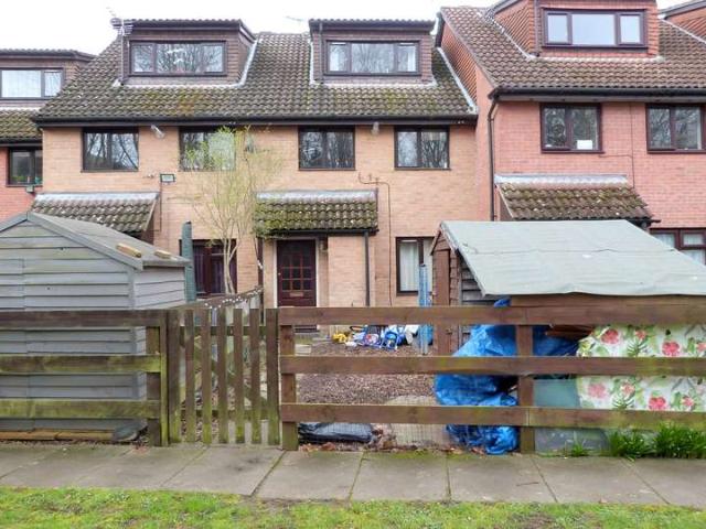 Duplex for sale in Harefield, London Borough of Hillingdon