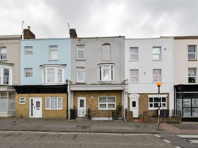 Maisonette for sale in Cliftonville West, Acol