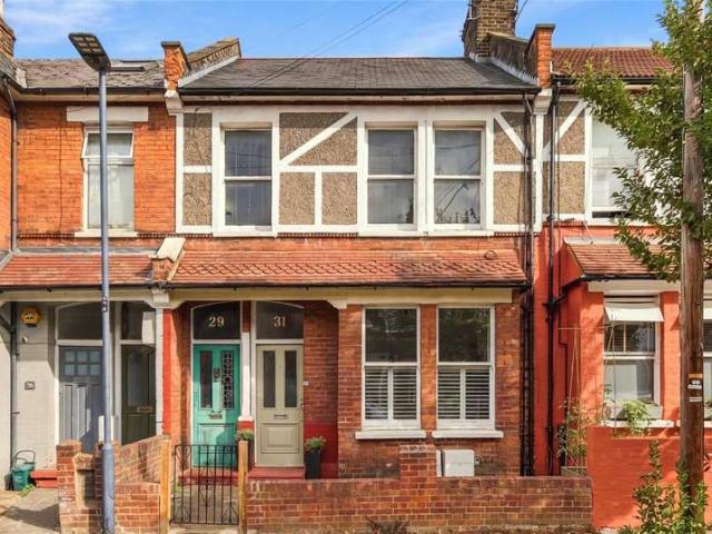 Maisonette for sale in South Tottenham, Greater London