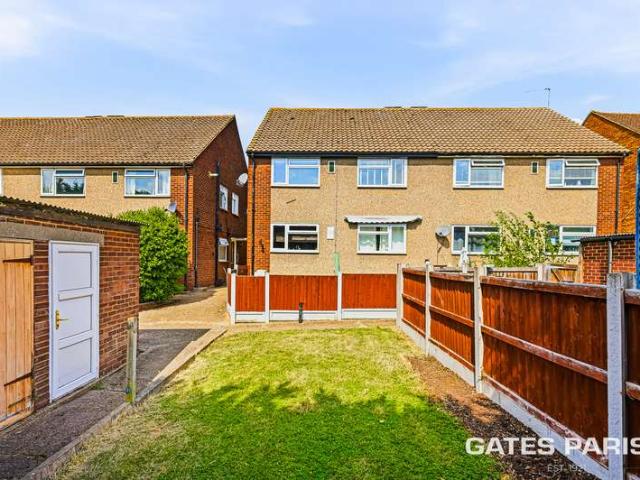 Maisonette for sale in London Borough of Havering, Greater London