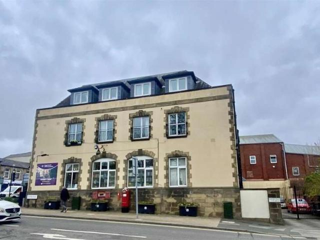 Maisonette for sale in Lower Hopton, Mirfield