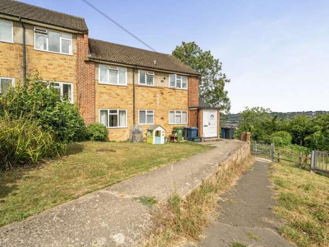 Maisonette for sale in Daws Hill, Cressex