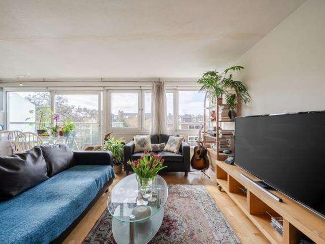 Maisonette for sale in North Sheen, Greater London