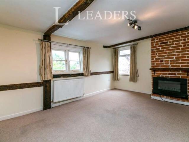 Maisonette for sale in The Butts, Kent