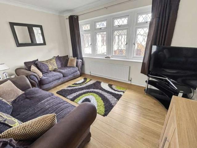 Maisonette for sale in West Cliff, Bournemouth