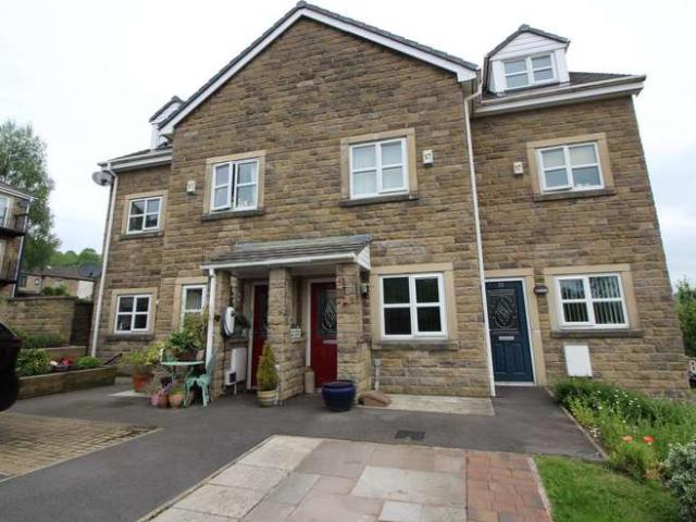 Maisonette for sale in Greenheys, Greater Manchester