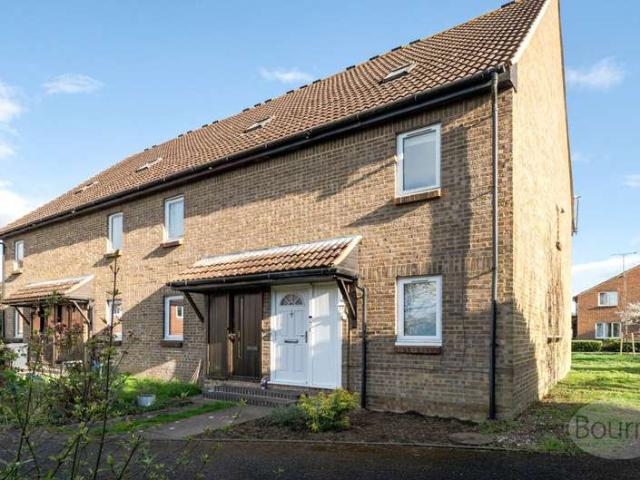 Maisonette for sale in Slyfield, Westborough