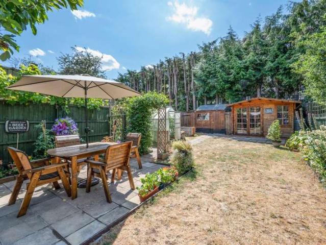 Maisonette for sale in Ewell, Surrey