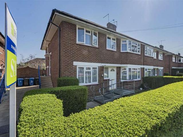 Maisonette for sale in Spital, Windsor
