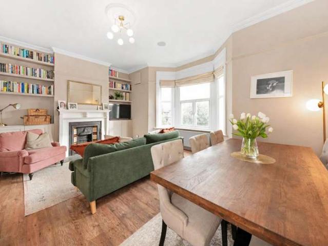 Maisonette for sale in London Borough of Lewisham, Lower Sydenham