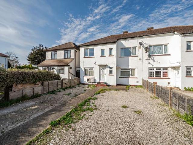 Duplex for sale in Harlington, London Borough of Hillingdon