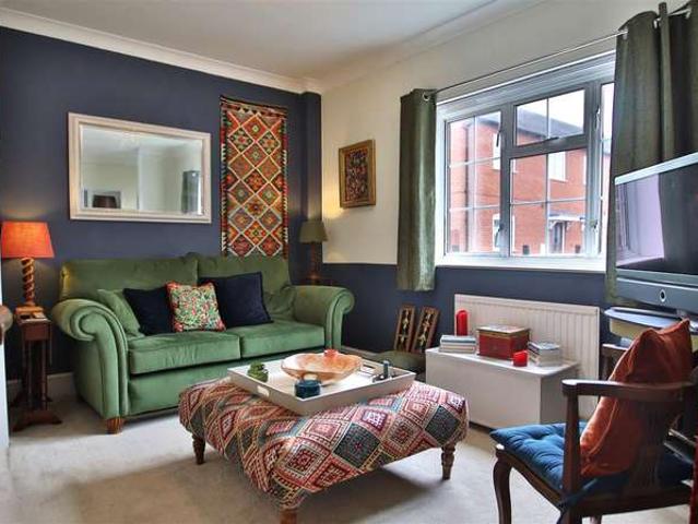 Maisonette for sale in Tewkesbury, Pamington