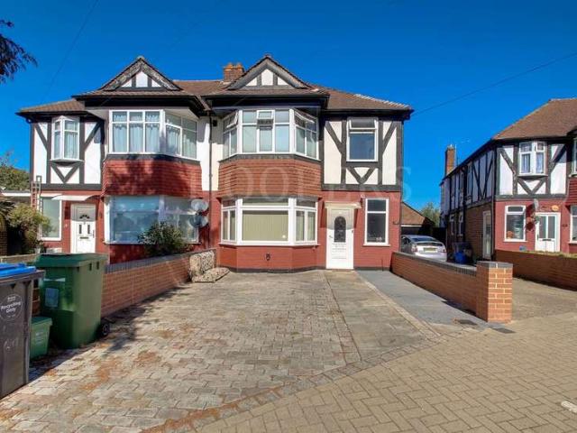 Maisonette for sale in London Borough of Brent, Greater London