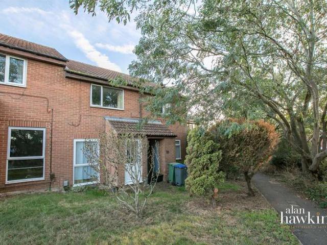 Maisonette for sale in Woodshaw, Royal Wootton Bassett