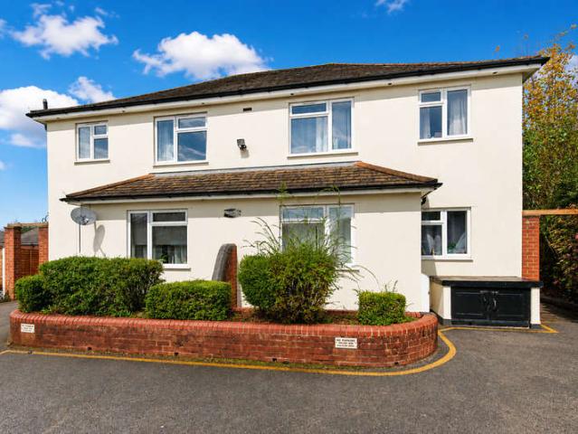Maisonette for rent in Plant's Green, Fold Hill