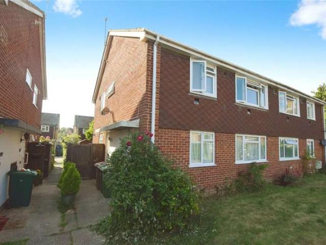 Maisonette for sale in Lower Halliford, Surrey
