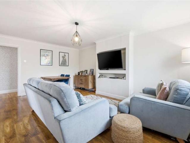 Maisonette for sale in Wickford