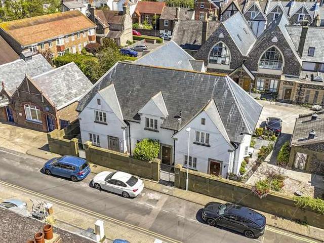 Maisonette for sale in West Worthing, Worthing