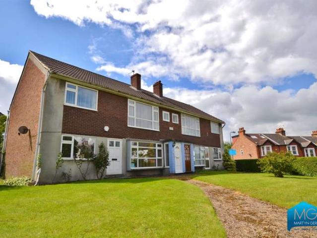 Maisonette for sale in High Barnet, Greater London