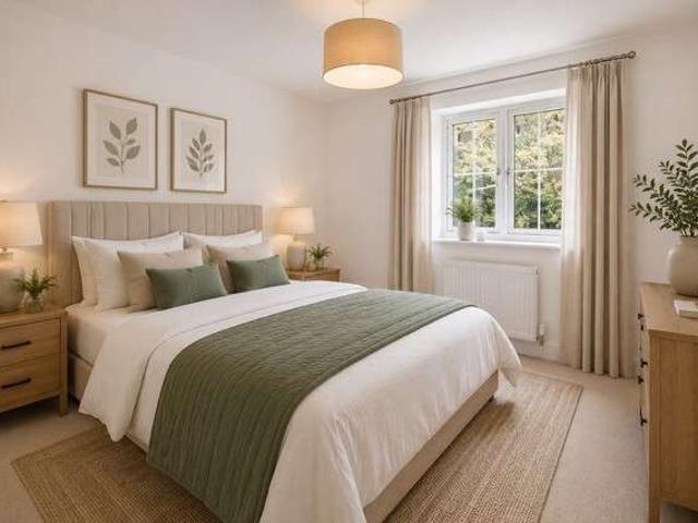 Maisonette for sale in Red Hill, Surrey