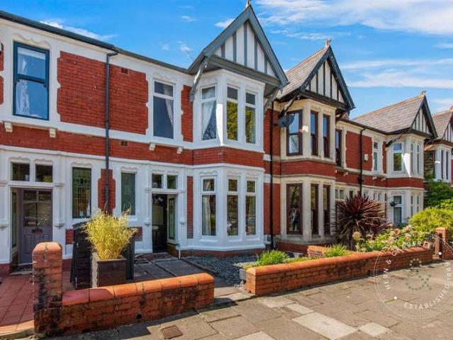 Maisonette for sale in Falcon Lodge, Wales
