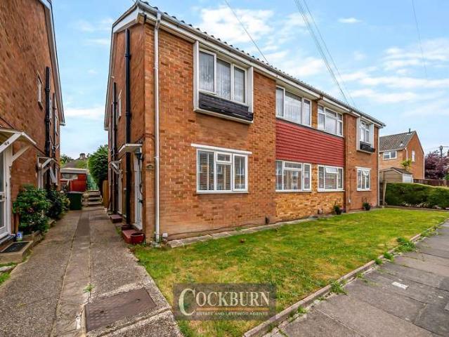 Maisonette for sale in New Eltham, Greater London
