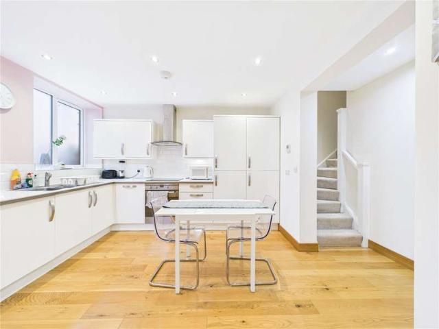 Maisonette for sale in Feckenham, City Of Bristol