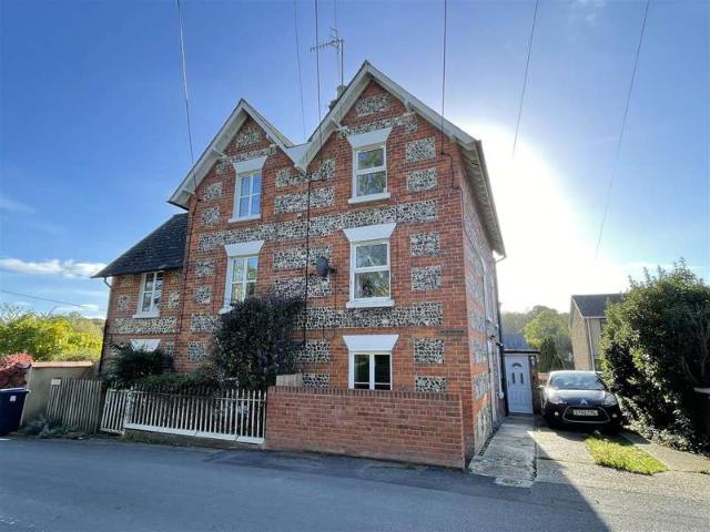 Maisonette for sale in Shrewton, Wiltshire