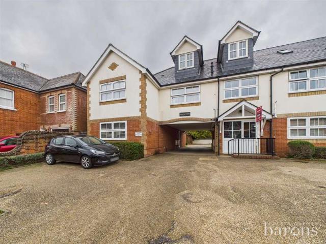 Maisonette for sale in Priest Down, Hampshire