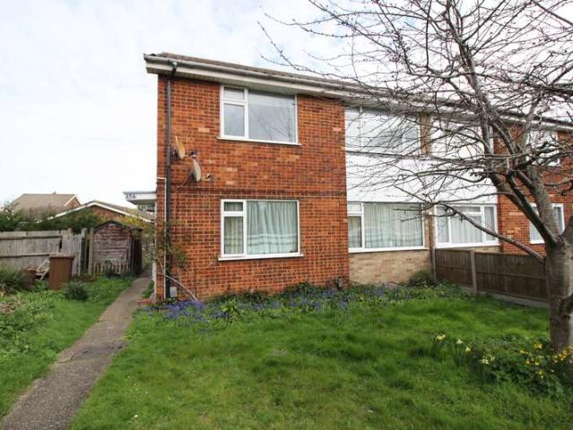 Maisonette for sale in West Ewell, Ewell