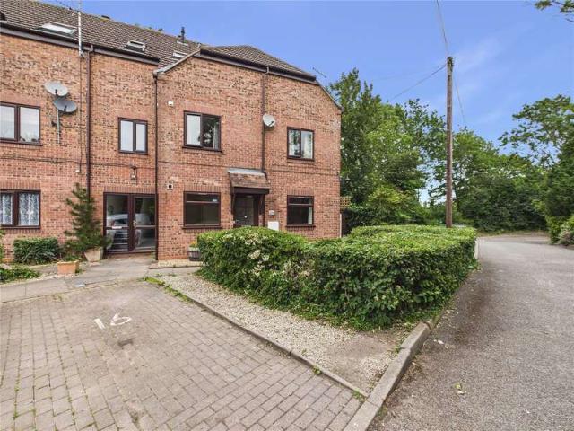 Maisonette for sale in Witton, Crookhill