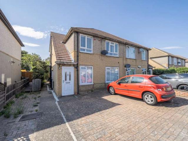 Maisonette for sale in Greater London