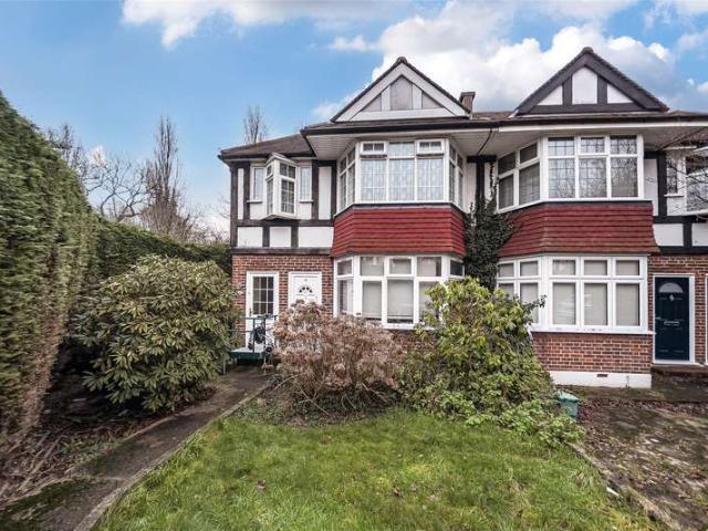 Maisonette for sale in Greater London
